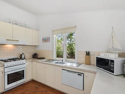 17 Weir Street, Rye - Thumbnail 6