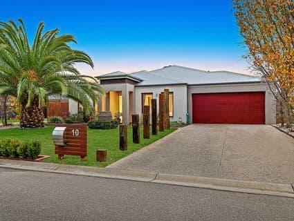 10 Klarica Close, Mount Martha - Image 1