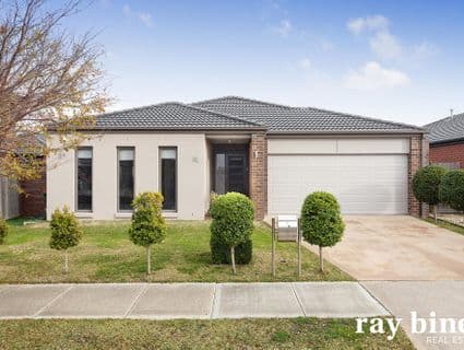 32 Primavera Drive, Mickleham - Image 1