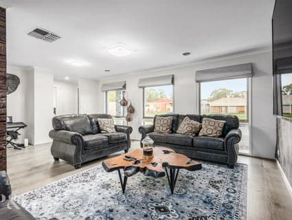 14 Terrence Drive, Cranbourne North - Thumbnail 8
