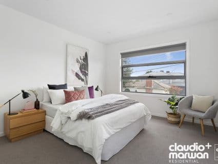 2A Dickinson Street, Hadfield - Thumbnail 8