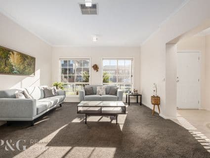 36 Oakgrove Drive, Narre Warren South - Thumbnail 3