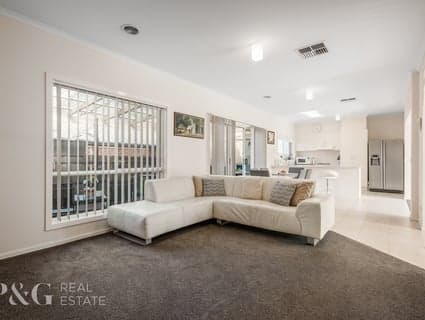 36 Oakgrove Drive, Narre Warren South - Thumbnail 6