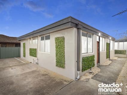 404, Glenroy - Image 1
