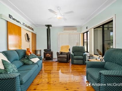 30 Ashley Street, Marks Point - Thumbnail 3