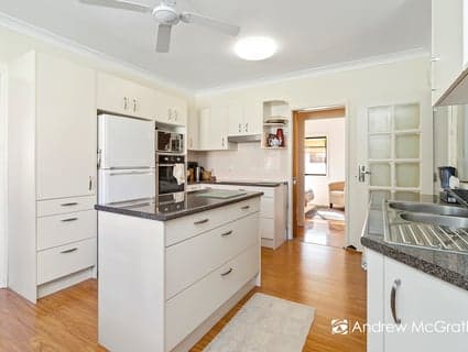 30 Ashley Street, Marks Point - Thumbnail 4