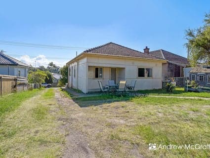305 Old Pacific Highway, Swansea - Thumbnail 3
