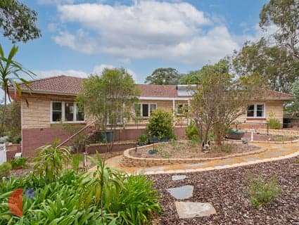 2 Boronia Avenue, Coromandel Valley - Thumbnail 3