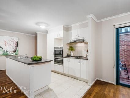 7 Minak Close, Narre Warren South - Thumbnail 5