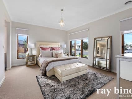 460 Brookfield Boulevard, Mickleham - Thumbnail 2