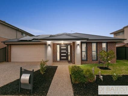 35 Admiration Drive, Craigieburn - Thumbnail 2