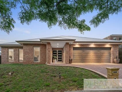 9 Maccoll Street, Craigieburn - Image 1