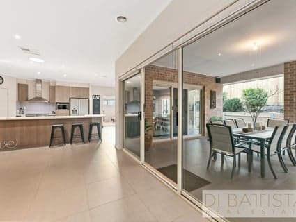 9 Maccoll Street, Craigieburn - Thumbnail 7