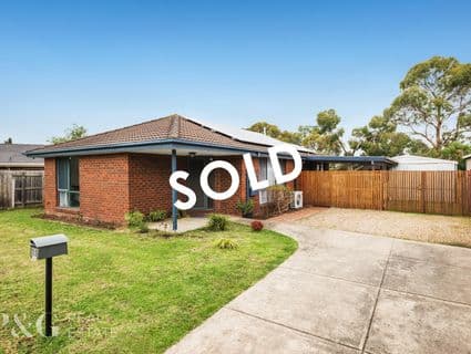 11 Pentland Drive, Narre Warren - Image 1