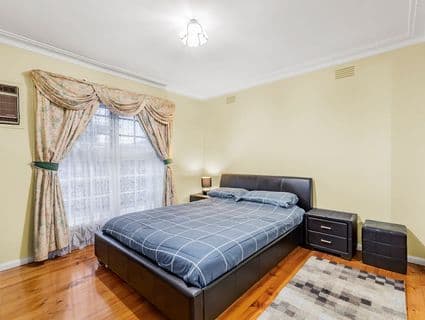 9 Somerlayton Crescent, Fawkner - Thumbnail 6