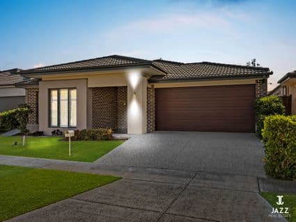 33 Landing Place, Point Cook - Thumbnail 2