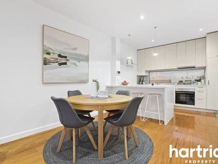 206 Como Parade East, Parkdale - Thumbnail 2