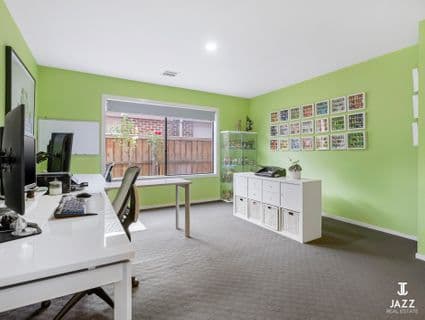 29 Cloudy Crescent, Point Cook - Thumbnail 4