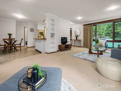 35 Broadway, Belgrave - Thumbnail 2