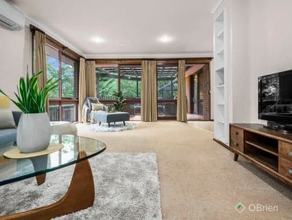 35 Broadway, Belgrave - Thumbnail 4