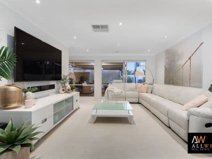 22 Netherton Place, Caroline Springs - Thumbnail 2