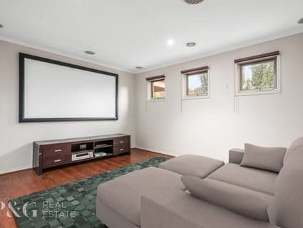 8 Palais Close, Narre Warren South - Thumbnail 8