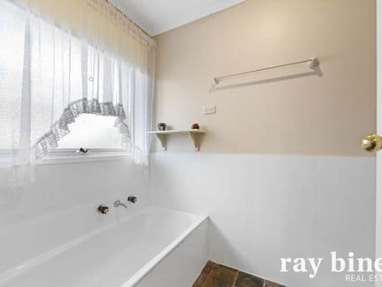 8 Arnside Crescent, Westmeadows - Thumbnail 7