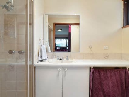 101 Dunsterville Crescent, Frankston - Thumbnail 4