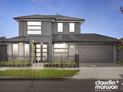 404, Hadfield - Image 1