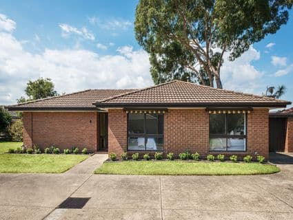 4/163 Centre Dandenong Road, Cheltenham - Image 1
