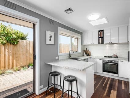 4/163 Centre Dandenong Road, Cheltenham - Thumbnail 3