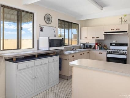 117 Biggs Ave, Beachmere - Thumbnail 6