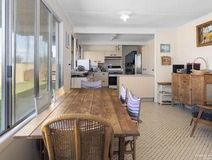 117 Biggs Ave, Beachmere - Thumbnail 7