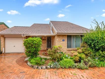 404, Caves Beach - Image 1