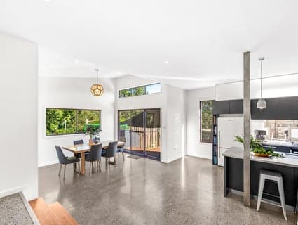 404, Mount Hutton - Thumbnail 5