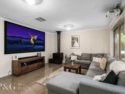 3 Macpherson Circuit, Cranbourne East - Thumbnail 3