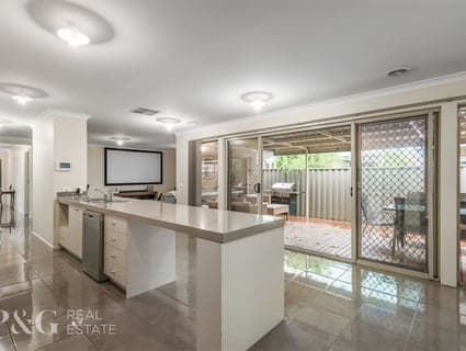 3 Macpherson Circuit, Cranbourne East - Thumbnail 5