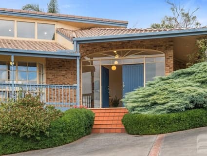 2 Lorrimore Close, Mount Eliza - Thumbnail 2