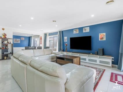 10 Mallee Street, Point Cook - Thumbnail 4
