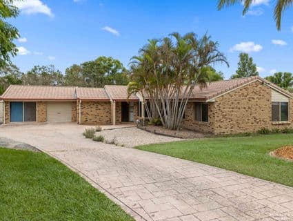 27 Pharlap Court, Ningi - Thumbnail 2