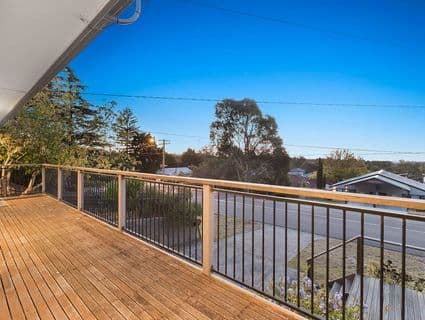 16 Hillcrest Road, Frankston - Thumbnail 2