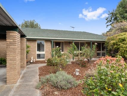 4 Saxil Court, Seaford - Thumbnail 2