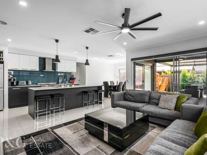7 Burchill Avenue, Cranbourne East - Thumbnail 2