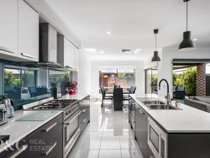 7 Burchill Avenue, Cranbourne East - Thumbnail 4