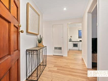 33 Copeland Road, Westmeadows - Thumbnail 2