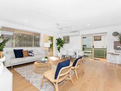 7/74-78 Ocean View Drive, Wamberal - Image 1