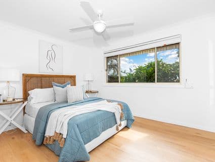 7/74-78 Ocean View Drive, Wamberal - Thumbnail 2