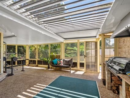 404, Tingira Heights - Thumbnail 2