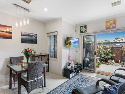 2/4 Bayview Road, Frankston - Thumbnail 8