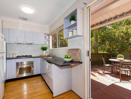 1/97 Lake Shore Drive, North Avoca - Thumbnail 4